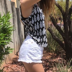 Black and White Abstract Pattern Tank Top